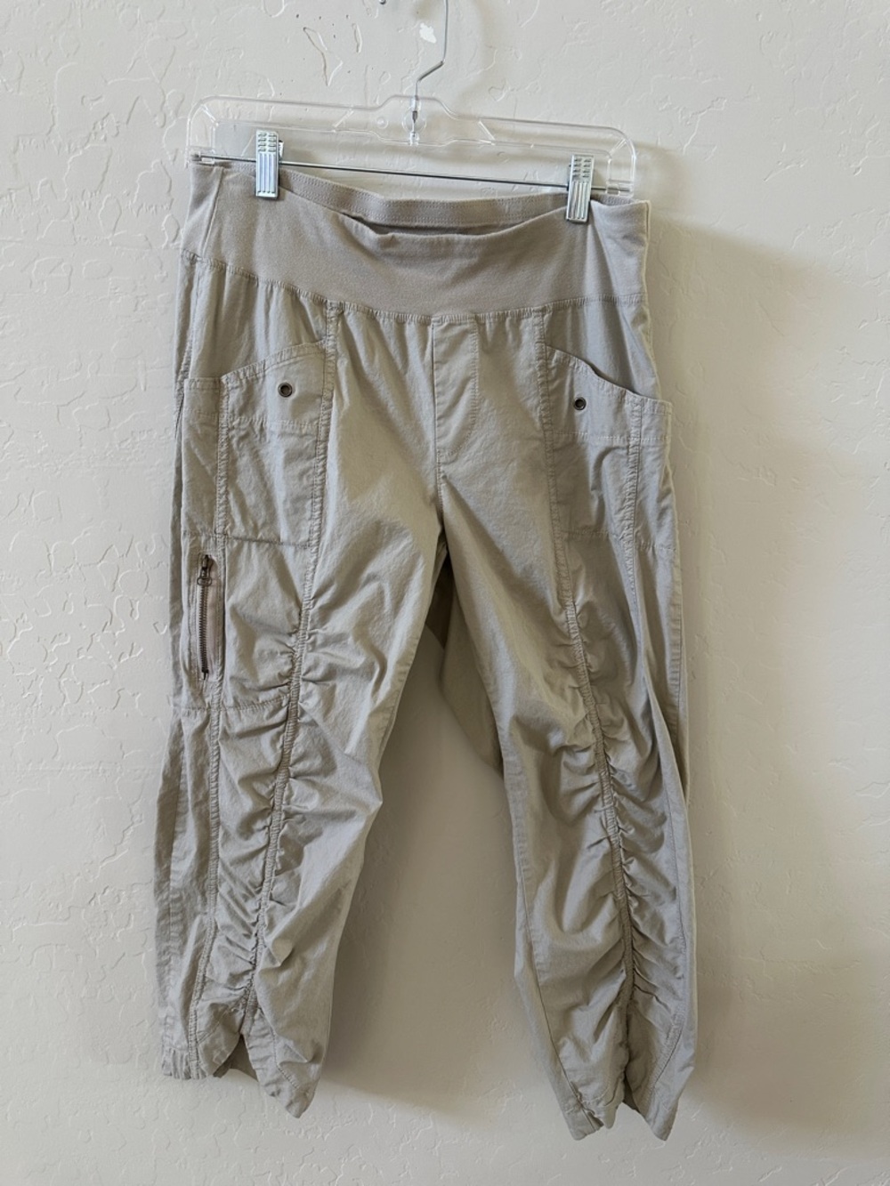 Light Taupe Ruched Cargo Crop Pants